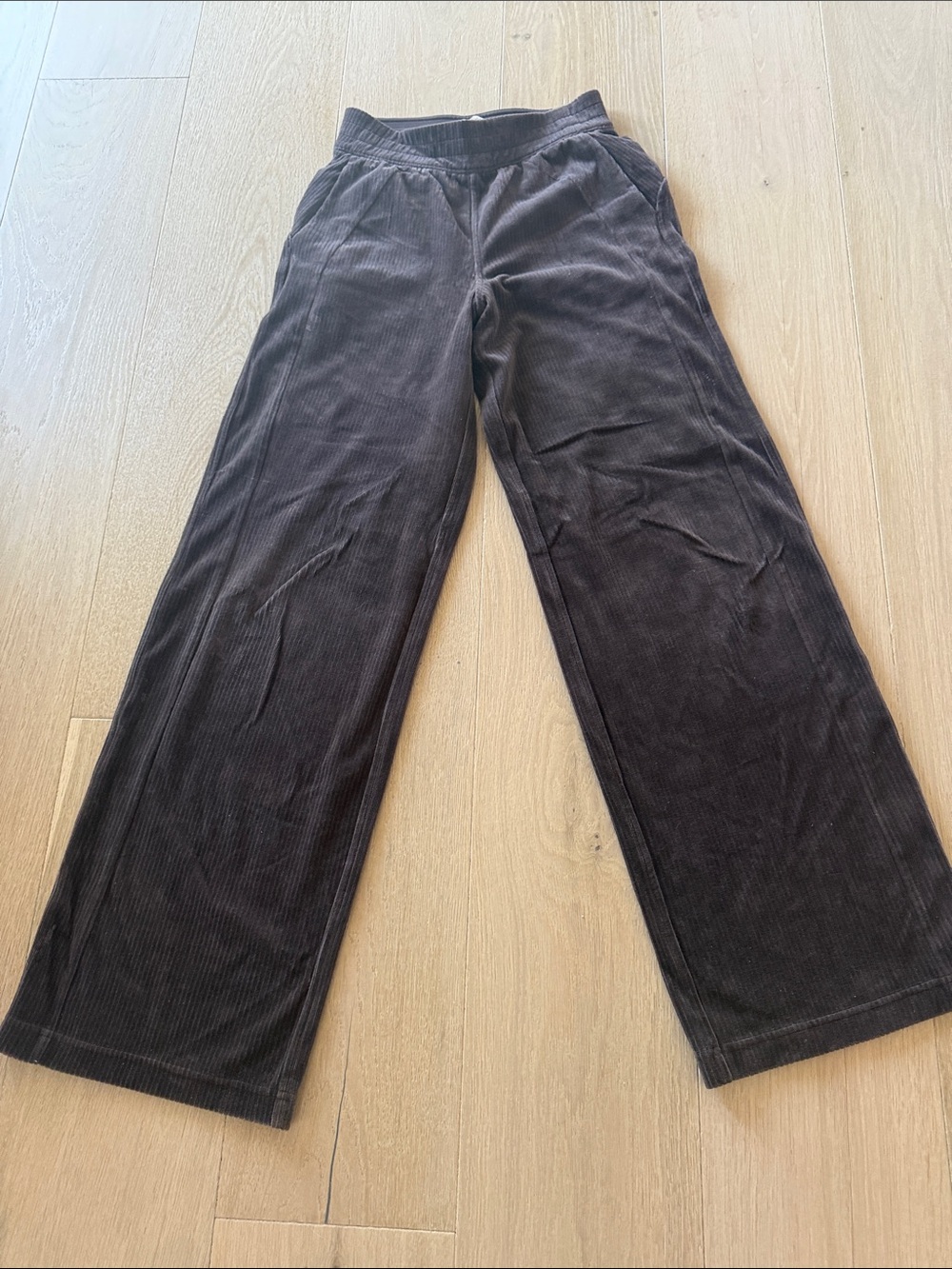 lululemon athletica Wide-Leg Pants in Dark Brown